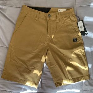 NWT! Volcom Khaki Shorts 29” W